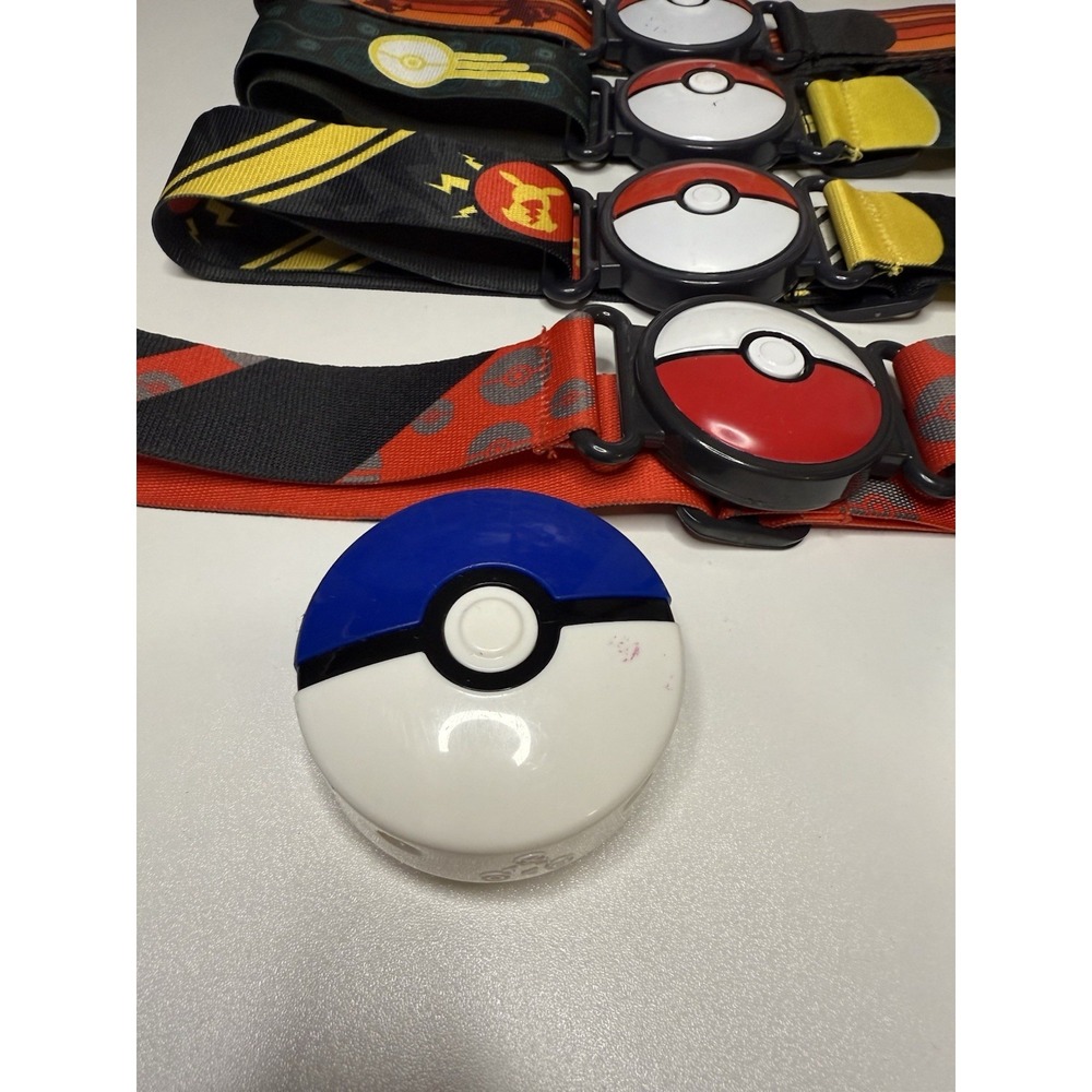 Pokemon Pokeball Belt Lot + Clip Ball & Coin Accessories Bundle Nintendo - Picture 3 of 5